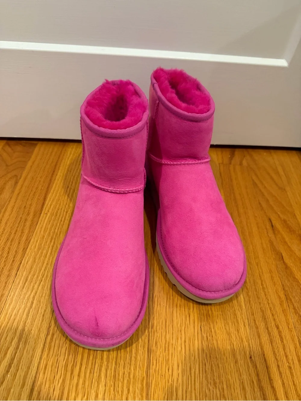 UGG Women's Mini Boot in Bright Pink